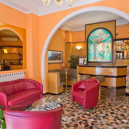 Hotel Calypso Ventimiglia Kültér fotó